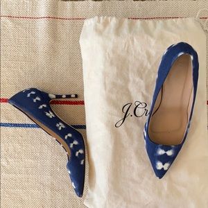 J. Crew navy and white ikat pump heels, size 6!